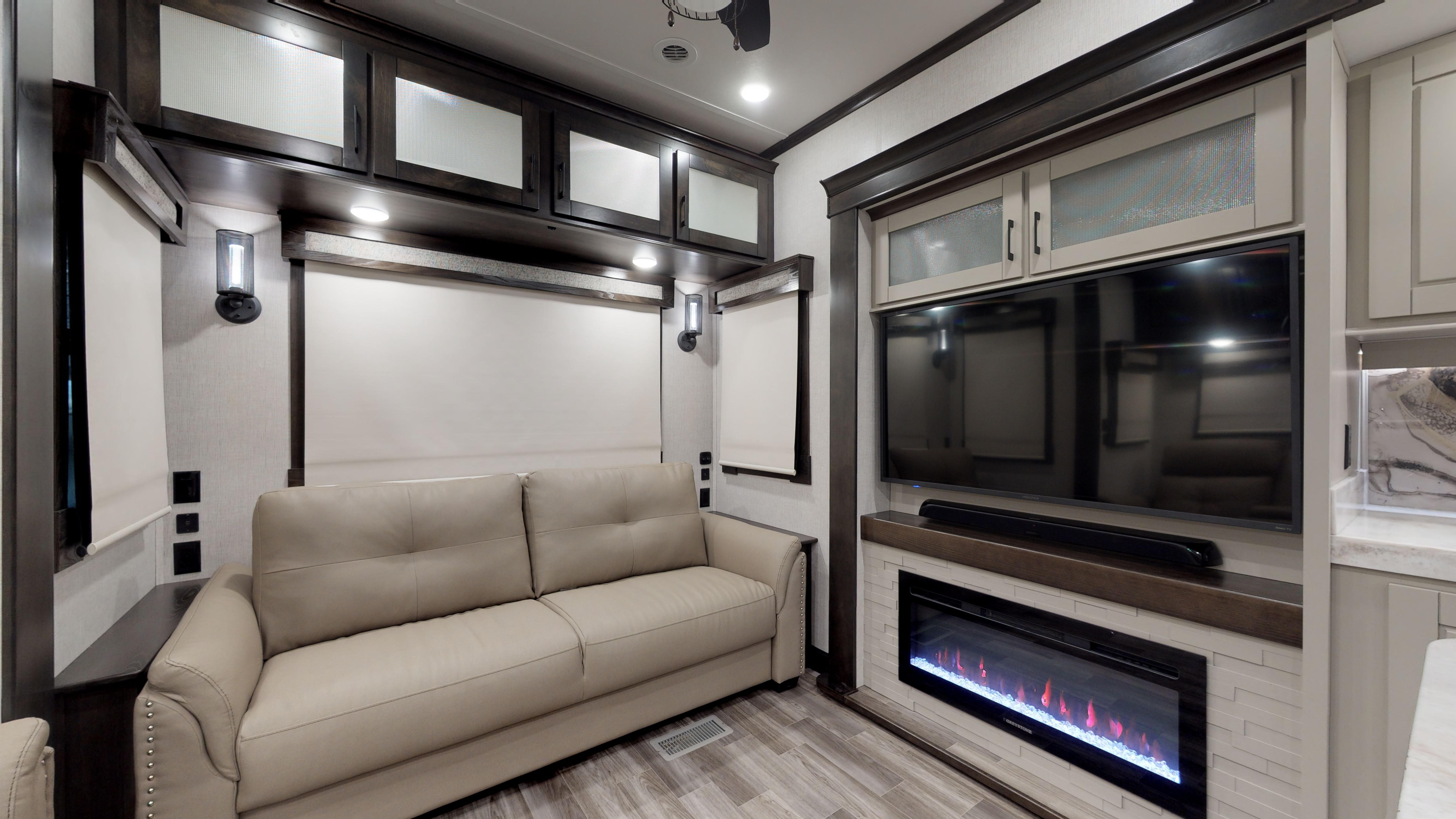 Redwood RVs - RW3901MB Floorplan | Crossroads RV