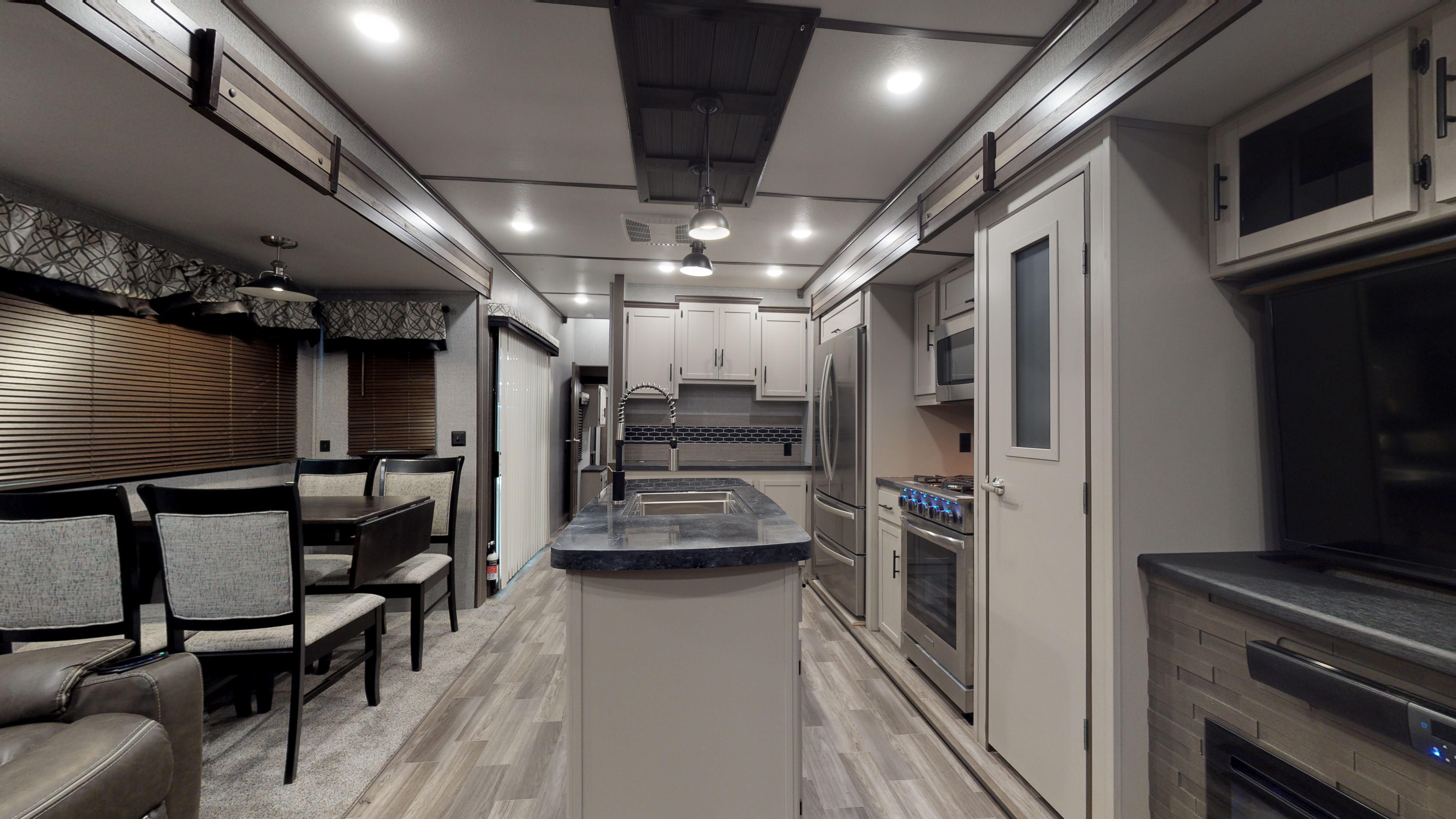 Hampton Destination Trailers - HP370FDL Floorplan | Crossroads RV